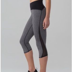 Lululemon Train Times Crop Leggings sz 6